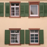Vier Fenster und dreierlei Formen